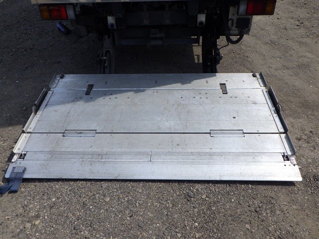 ISUZU TKG-NPR85AN Refrigerated Van (Reefer Wing Truck) 1t-4t wide
