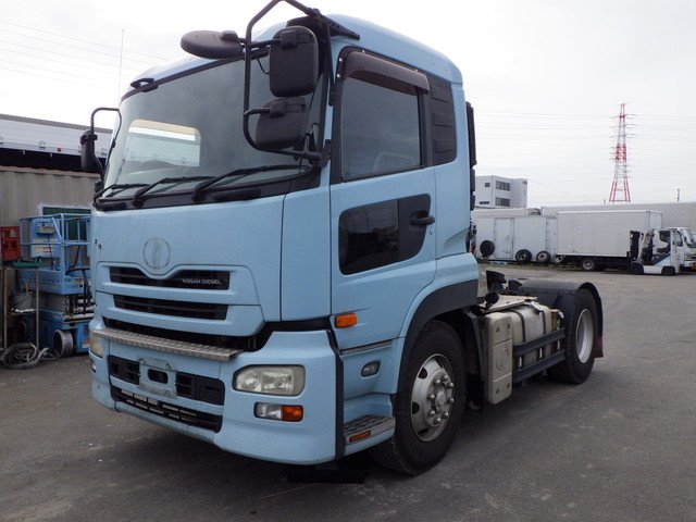 6W Tractor Head NISSAN UD 10t ADG-GK4XAB 
