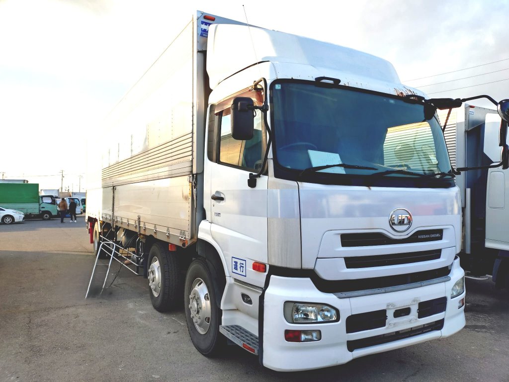 NISSAN UD ADG-CV2XA Aluminum Wing Van 10t