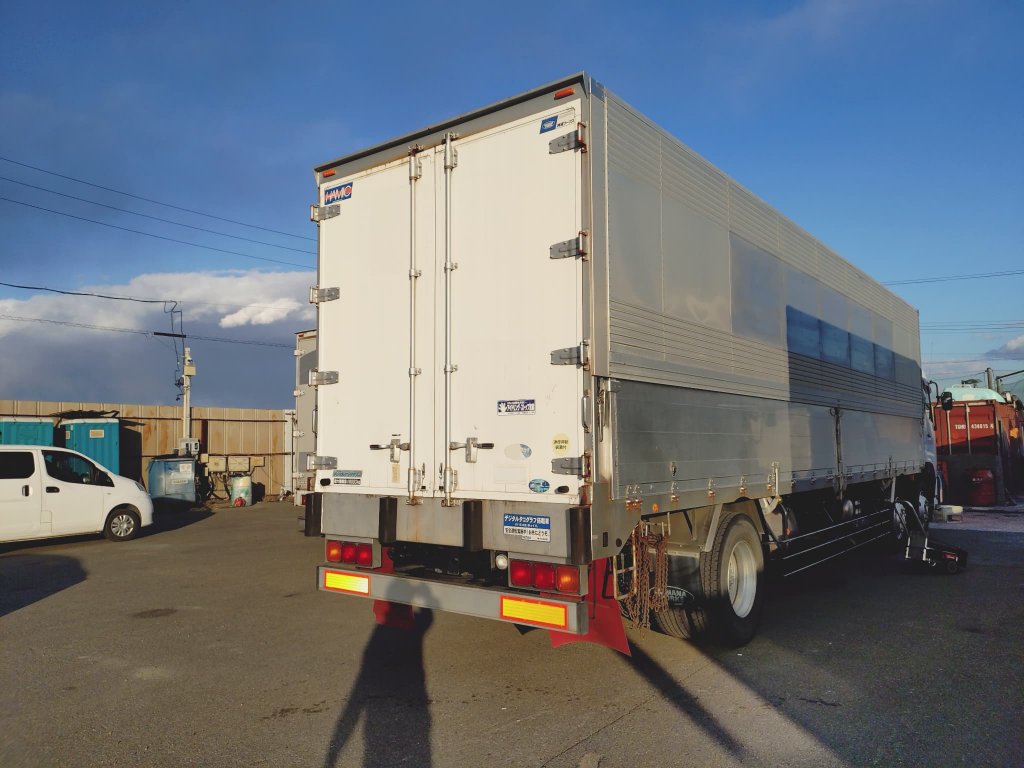 NISSAN UD ADG-CV2XA Aluminum Wing Van 10t