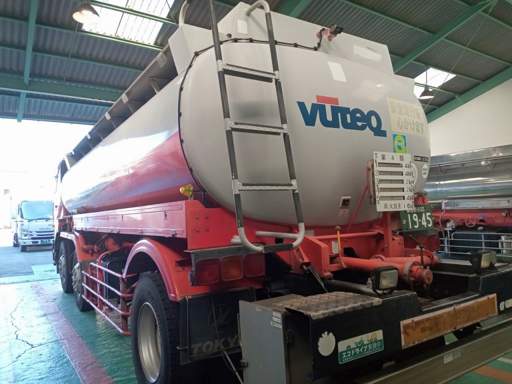 NISSAN UD KL-CV27E Tanker Truck over 10t
