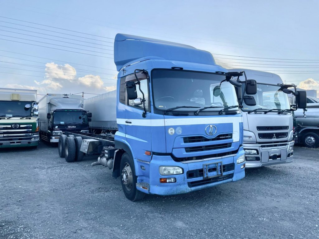 NISSAN UD ADG-CD4ZA Cabin & Chassis 
