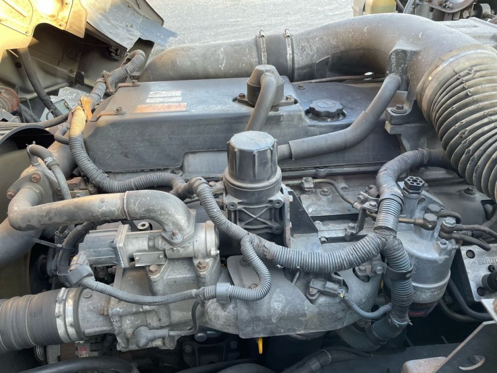 NISSAN UD ADG-CD4ZA Cabin & Chassis 