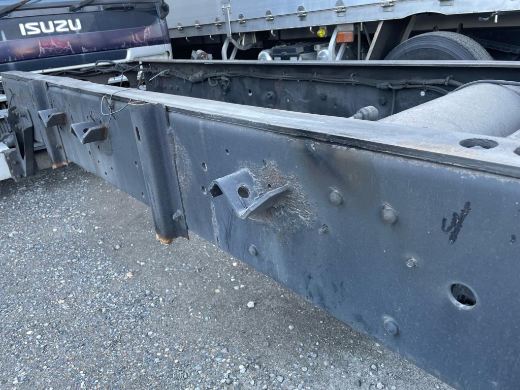 NISSAN UD ADG-CD4ZA Cabin & Chassis 