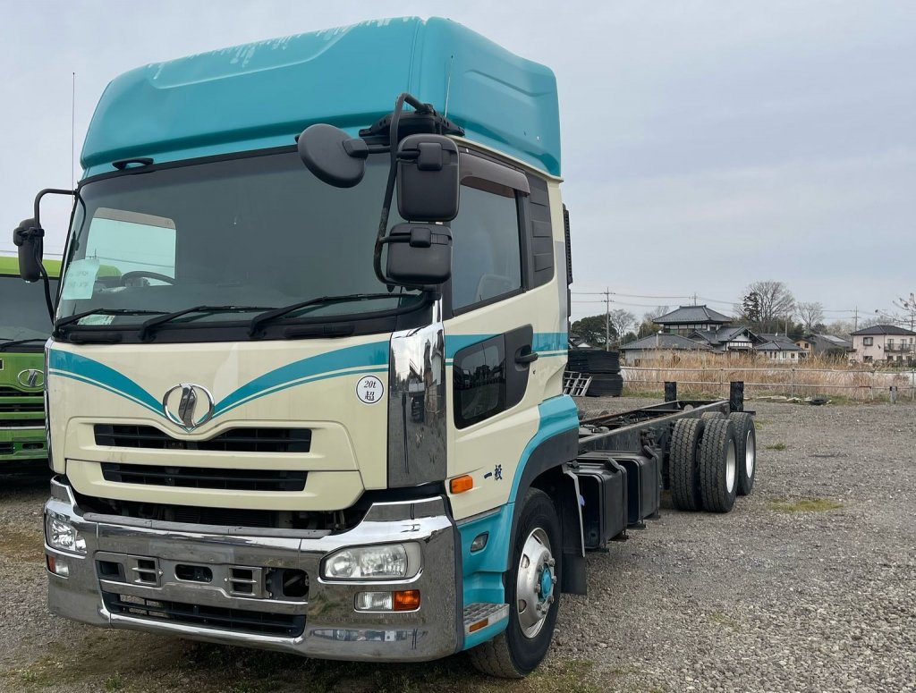 NISSAN UD PKG-CD4ZA Cabin & Chassis 