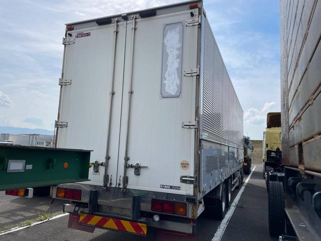 NISSAN UD LKG-CG5ZA Aluminum Wing Van over 10t