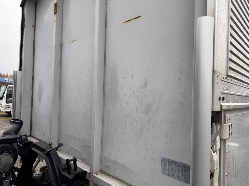 ISUZU PKG-FRR90S2 Aluminum Wing Van 4t wide