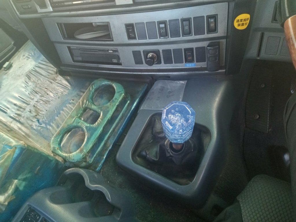 HINO BDG-SH1EDXG 6W Tractor Head 10t