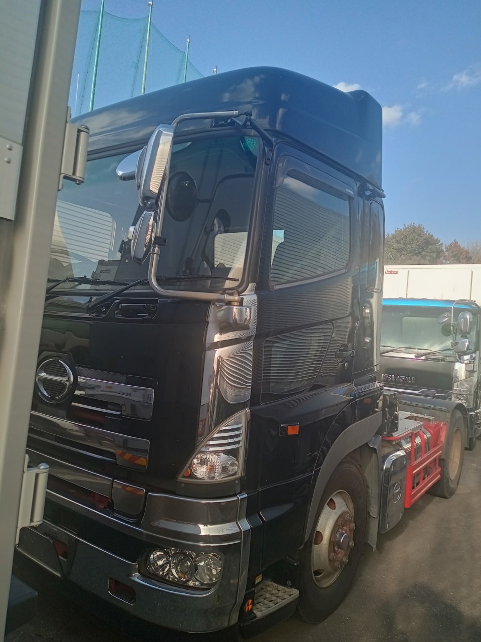 HINO BDG-SH1EDXG 6W Tractor Head 10t