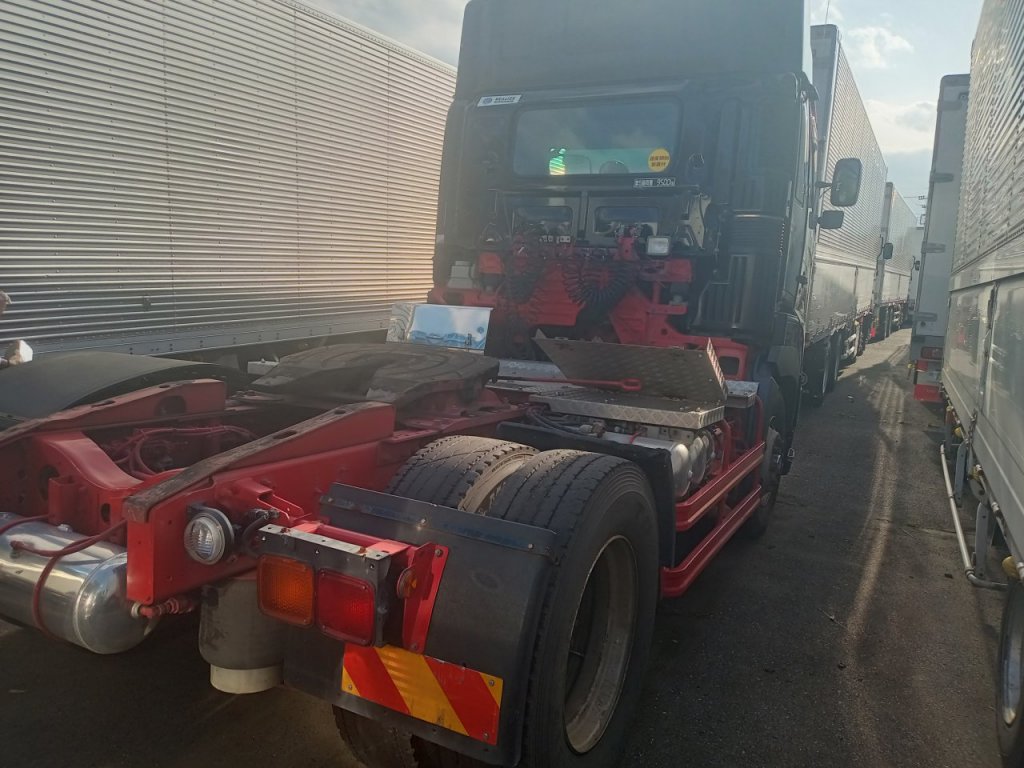 HINO BDG-SH1EDXG 6W Tractor Head 10t