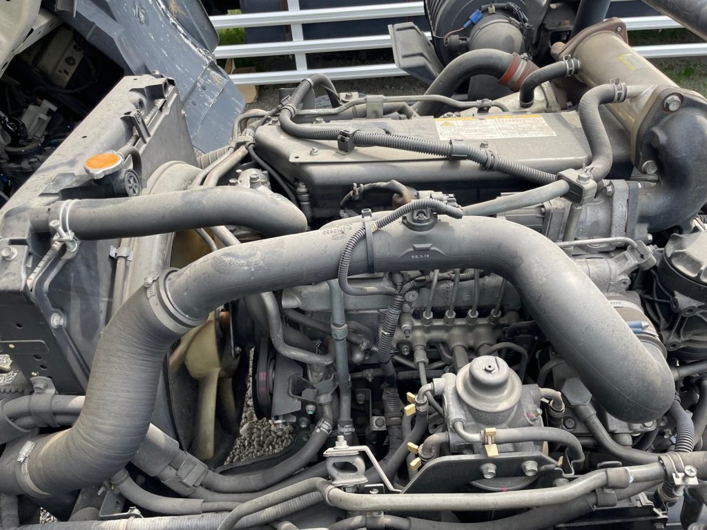 ISUZU PKG-FRR90T2 Cabin & Chassis 