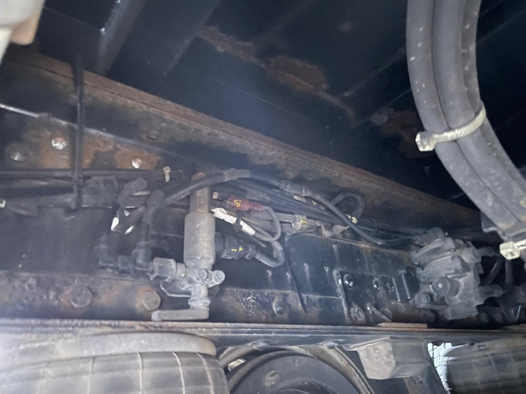 NISSAN UD QKG-CD5ZA Flat Cargo Truck (Dropside) 