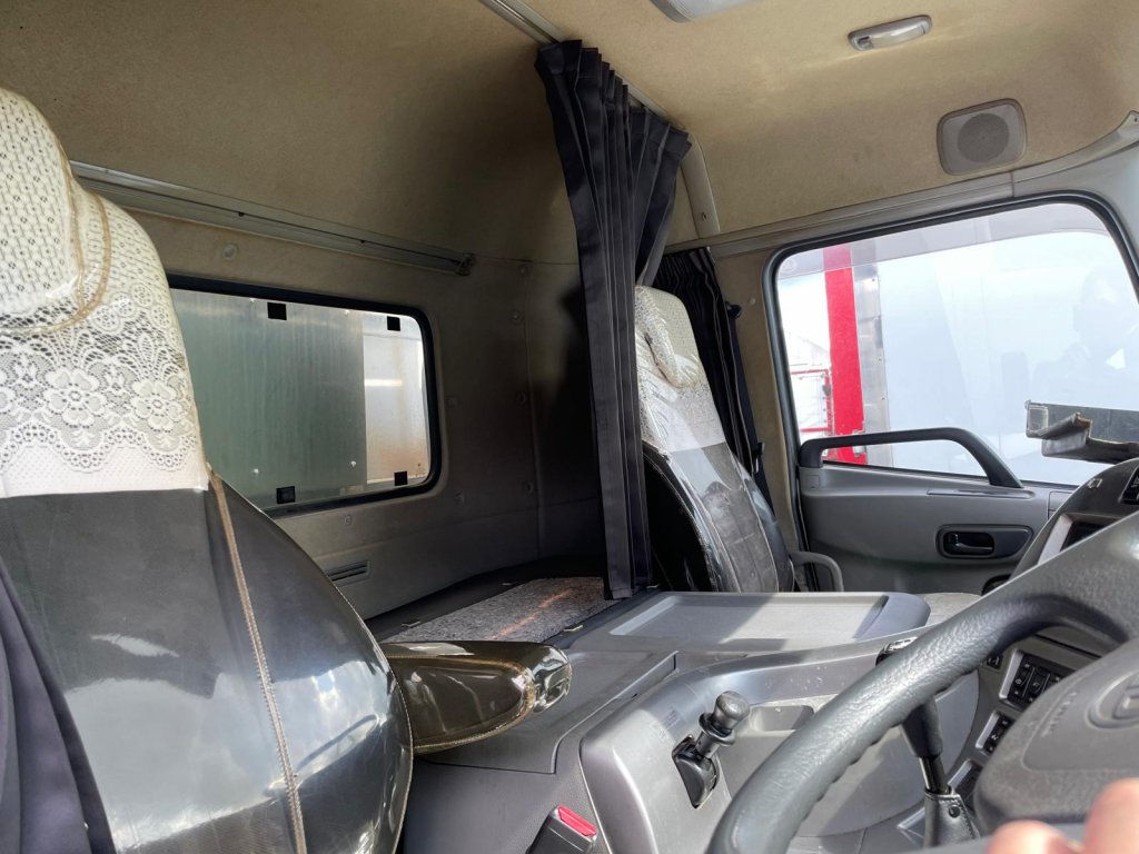 NISSAN UD QKG-CD5ZA Flat Cargo Truck (Dropside) 