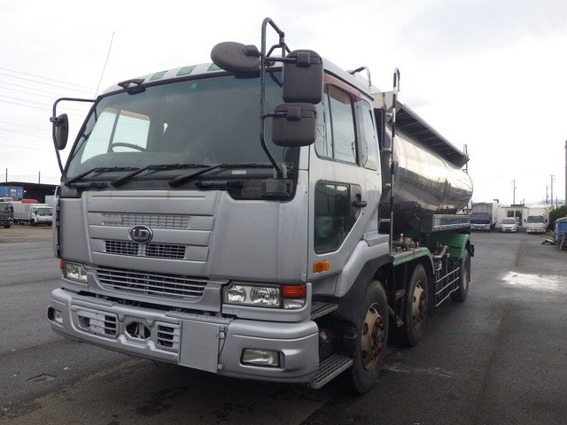 Tanker Truck NISSAN UD over 10t KL-CV27YNH 