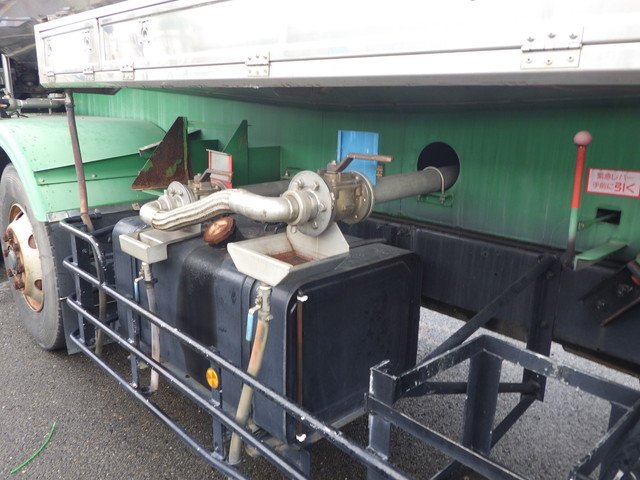 NISSAN UD KL-CV27YNH Tanker Truck over 10t
