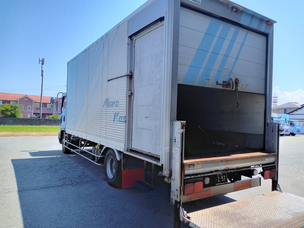 ISUZU PKG-FRR90T2 Aluminum Van（Box truck) 4t standard