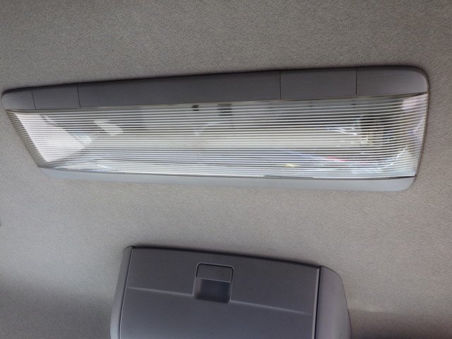 NISSAN UD QKG-CG5ZA Aluminum Wing Van over 10t