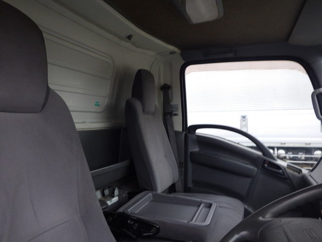 ISUZU SKG-NPR85AN Refrigerated Van (Reefer Wing Truck) 1t-4t wide