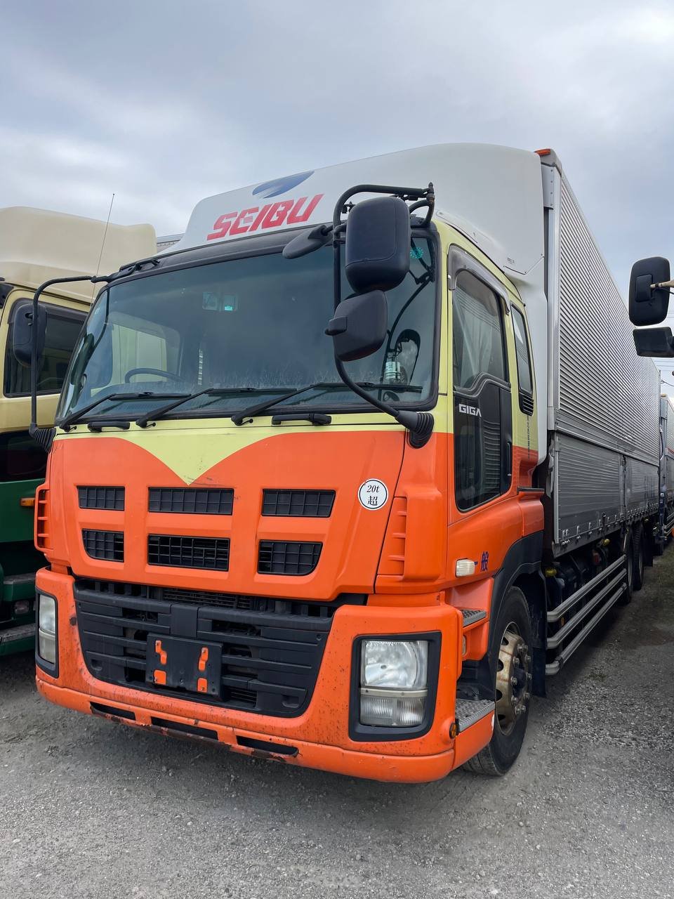 Aluminum Wing Van ISUZU 10t  