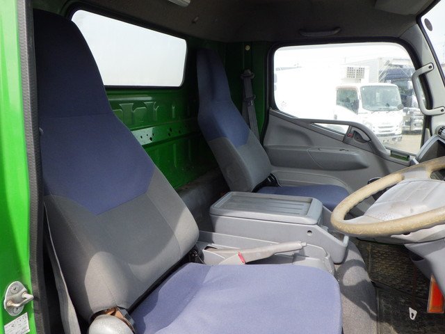 MITSUBISHI (FUSO) PDG-FE83DY Cabin & Chassis 1t-4t wide