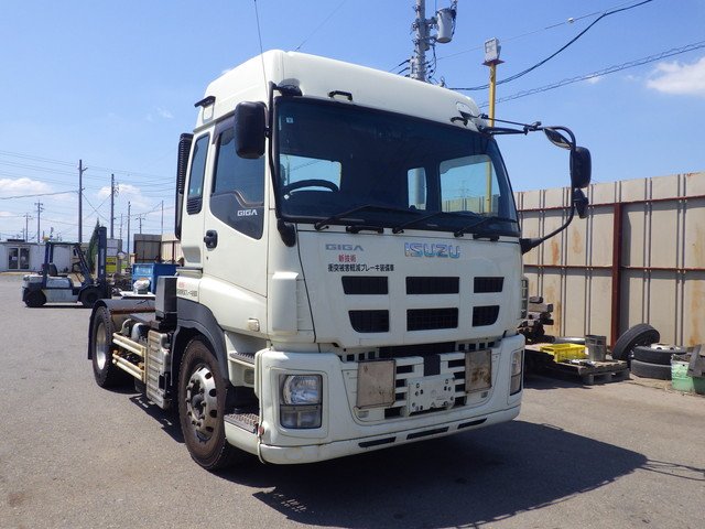 ISUZU QKG-EXD52AE 6W Tractor Head over 10t