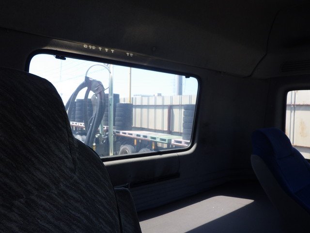 ISUZU QKG-EXD52AE 6W Tractor Head over 10t