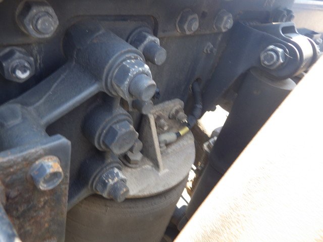 ISUZU QKG-EXD52AE 6W Tractor Head over 10t