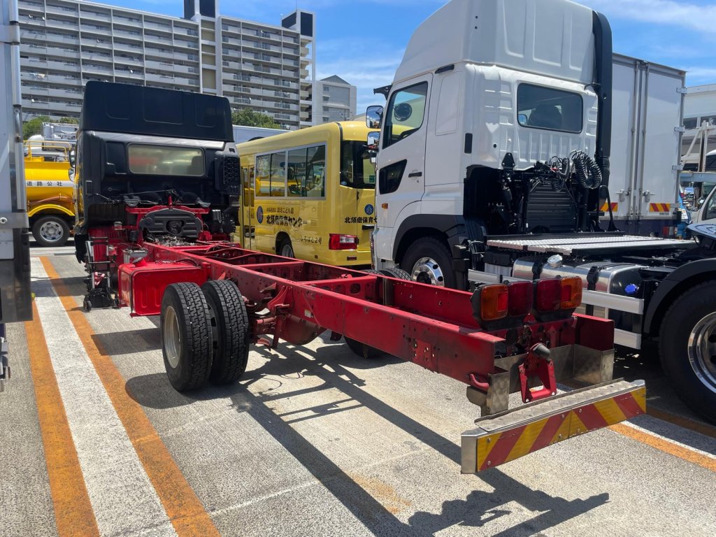 HINO TKG-FD7JMAA Cabin & Chassis 
