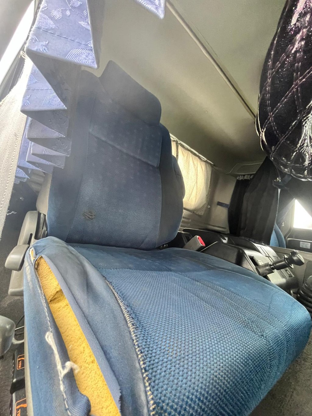 ISUZU QKG-CYJ77A Aluminum Wing Van over 10t