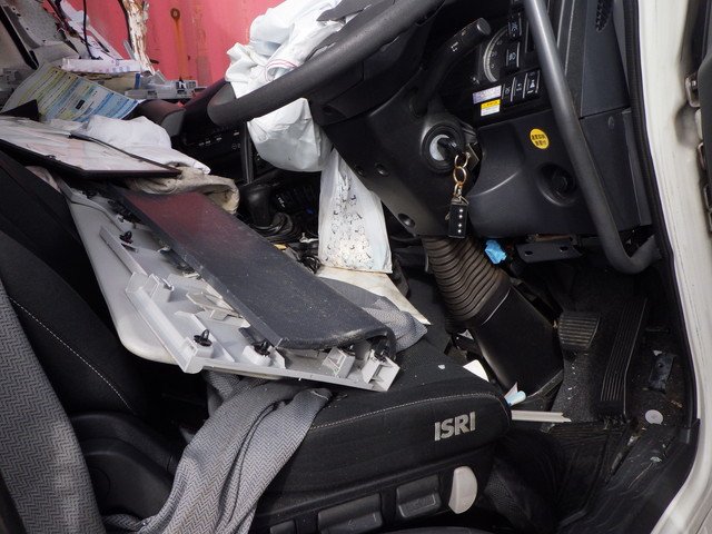 ISUZU 2PG-CYJ77C Aluminum Wing Van over 10t