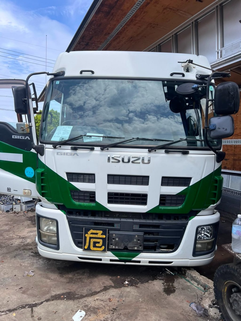 6W Tractor Head ISUZU over 10t QKG-EXD52AD 